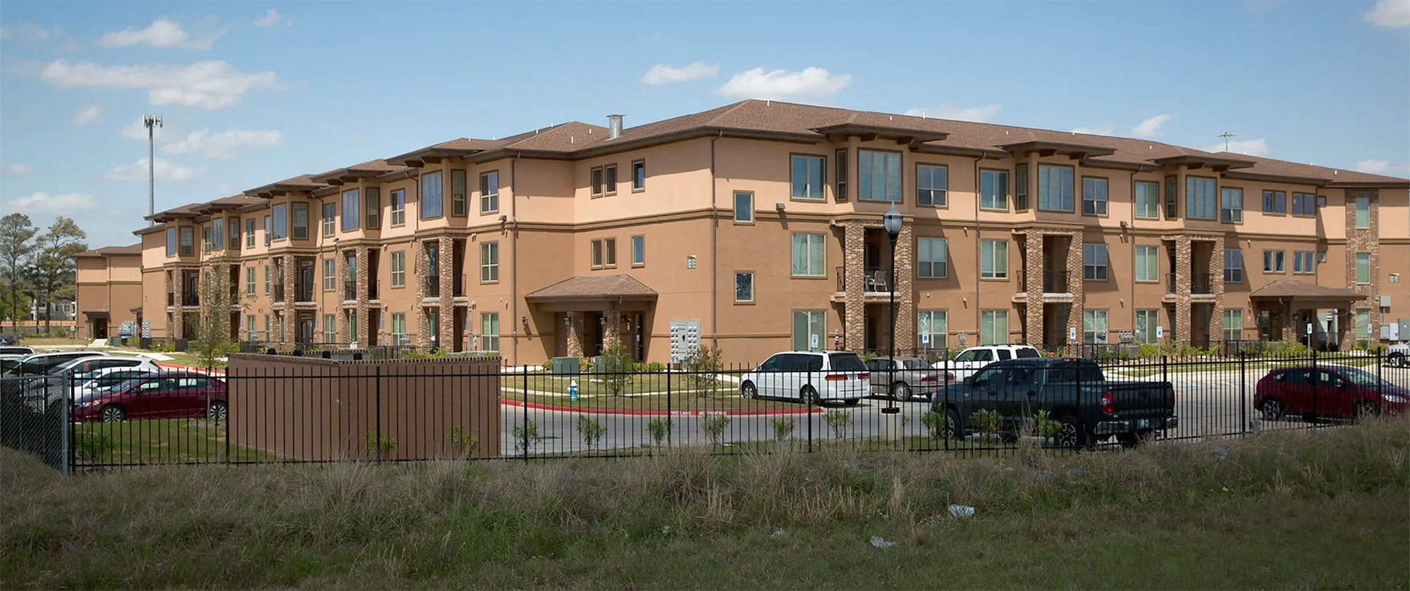 Tomball apartment complex